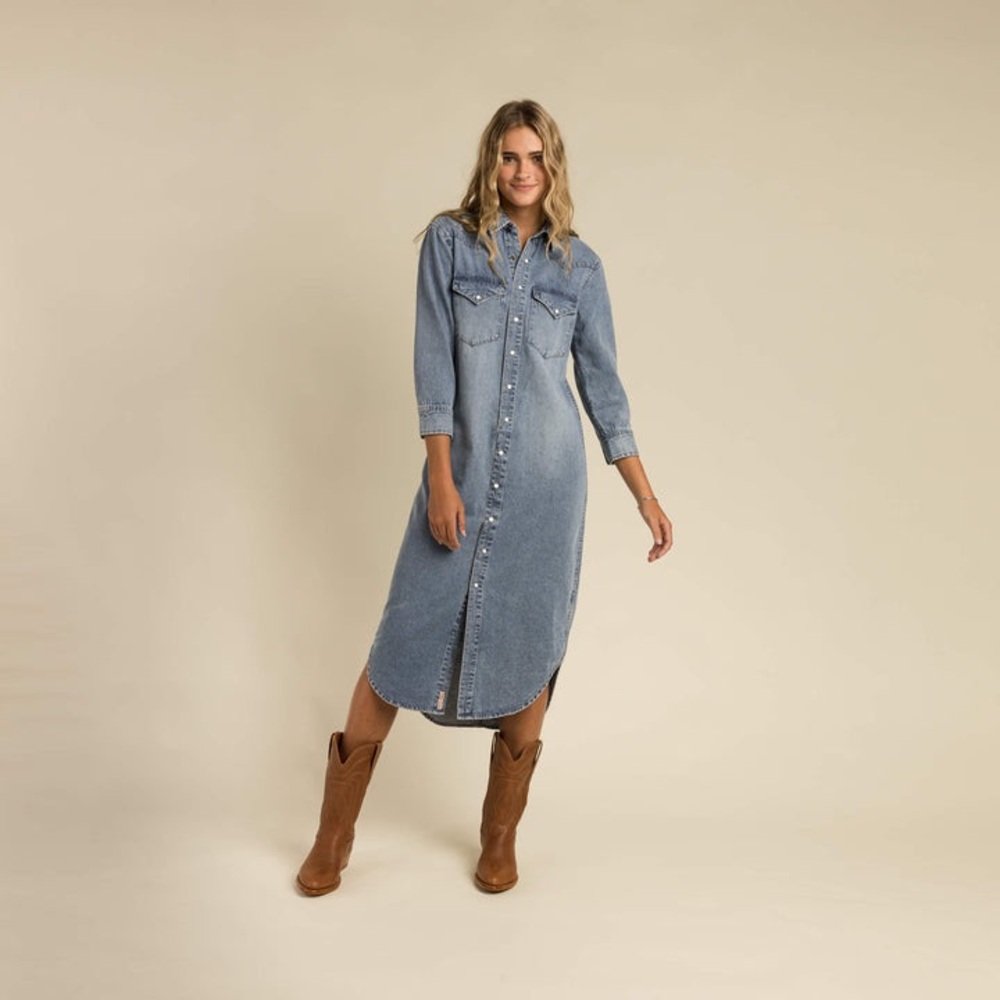 Sendero Annie Pearl Denim Long Sleeve Dress